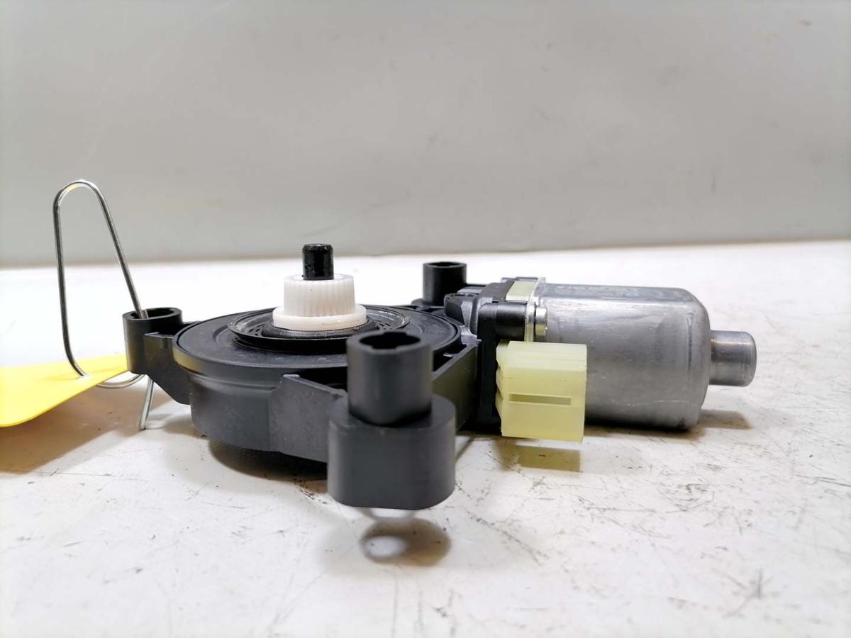VW Golf 8 original Fensterhebermotor vorn links Bj.2024